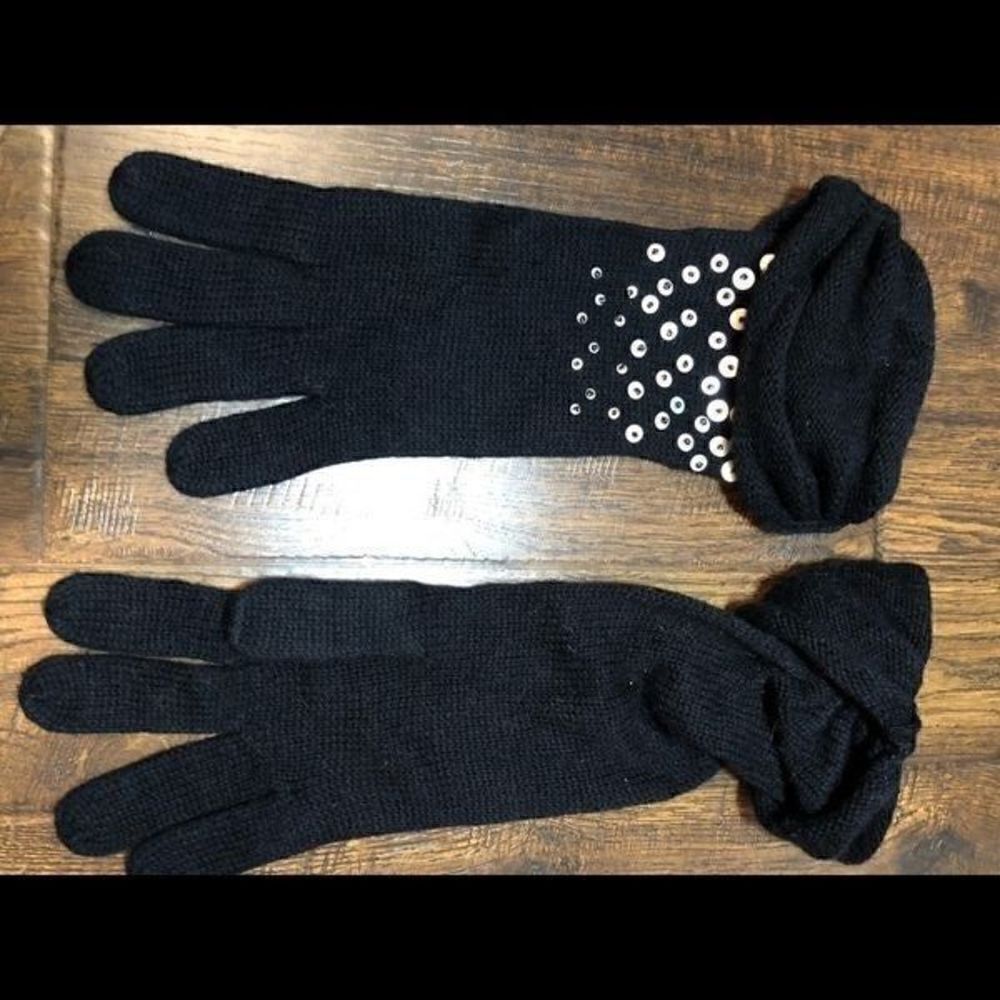 Black vintage wool scrunch glitter gloves where my grandmothers 1950 era